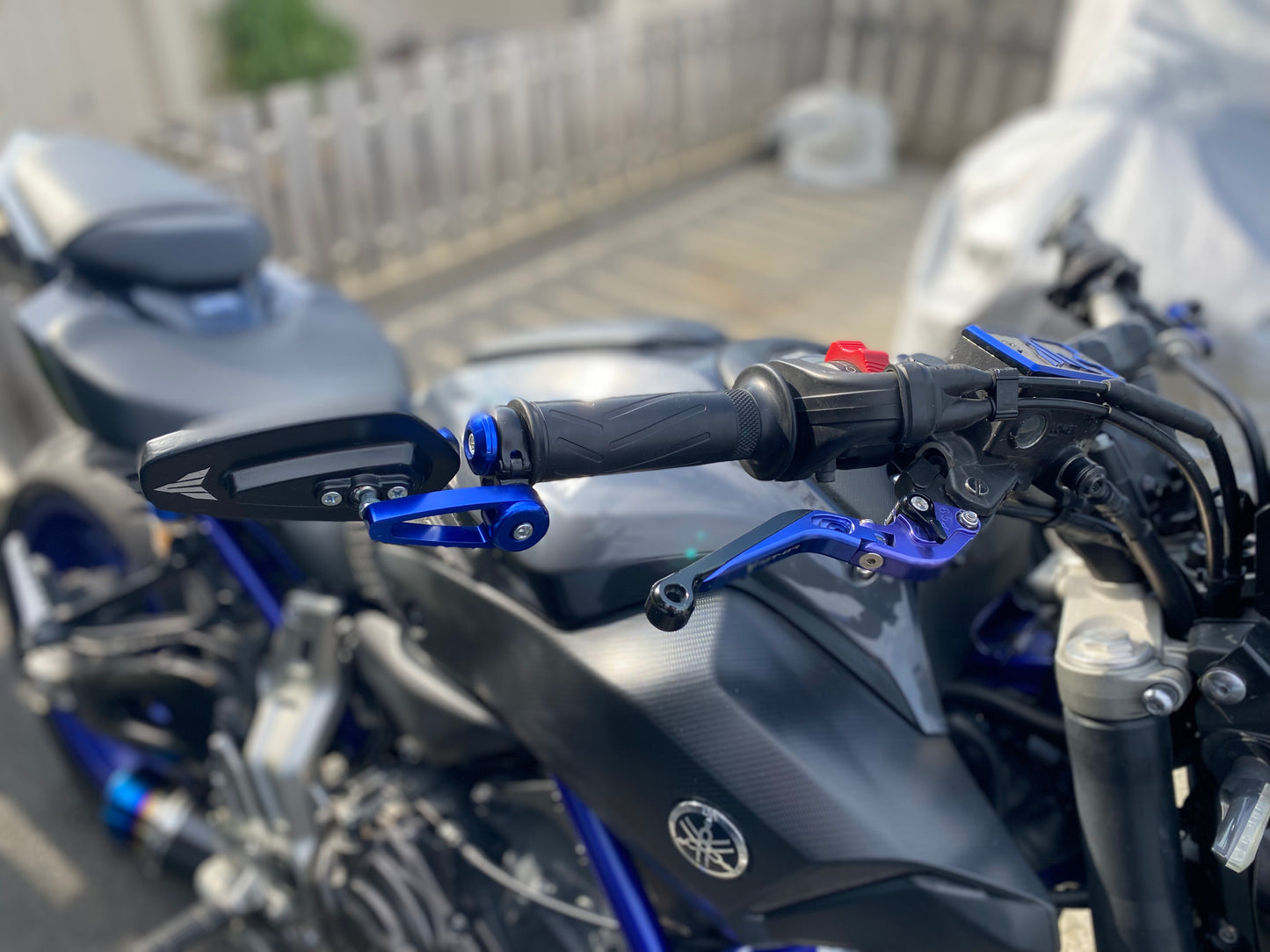 Front Brake Reservoir Cover For Yamaha MT-07, Tracer700, MT-09, Tracer900 2014-2020 2019 2018